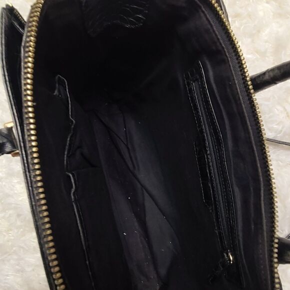 Kenneth Cole handbag - Picture 6 of 9